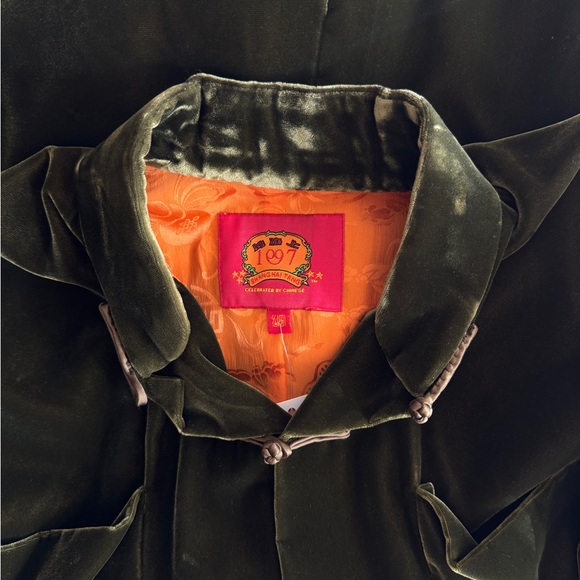 Shanghai Tang Olive Green Velvet Chinese Jacket - Picture 2 of 8